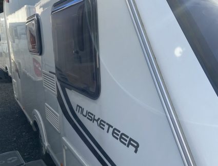 4298E6A8-8FC2-4319-9287-F015310F15C8-scaled