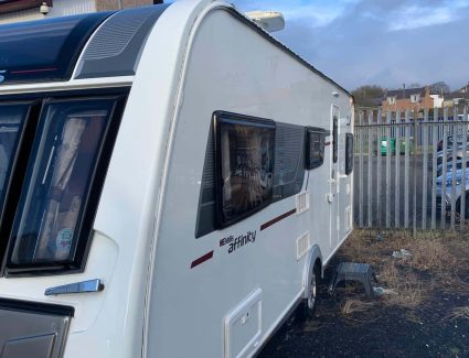 B7BA270D-D52E-45DE-89B7-FA002266163A