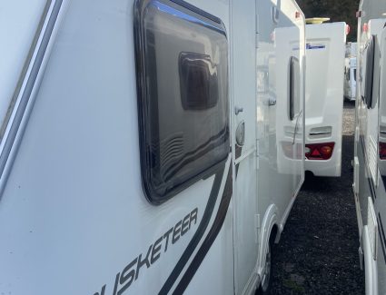 DE6E0E85-E494-4E9A-86B3-BB017B1FB81B-scaled