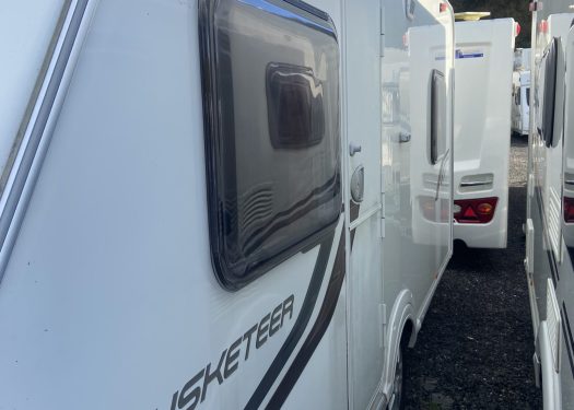 DE6E0E85-E494-4E9A-86B3-BB017B1FB81B-scaled